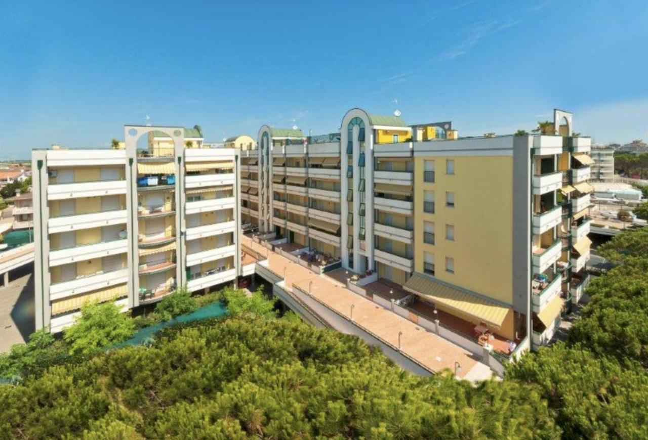 Residence Cristoforo Colombo - Carraro Immobiliare - Family Apartments Caorle Ngoại thất bức ảnh