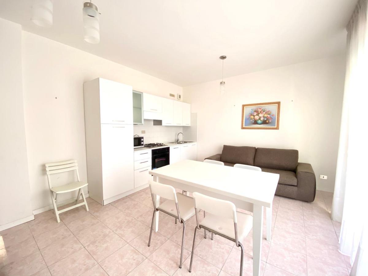 Residence Cristoforo Colombo - Carraro Immobiliare - Family Apartments Caorle Ngoại thất bức ảnh